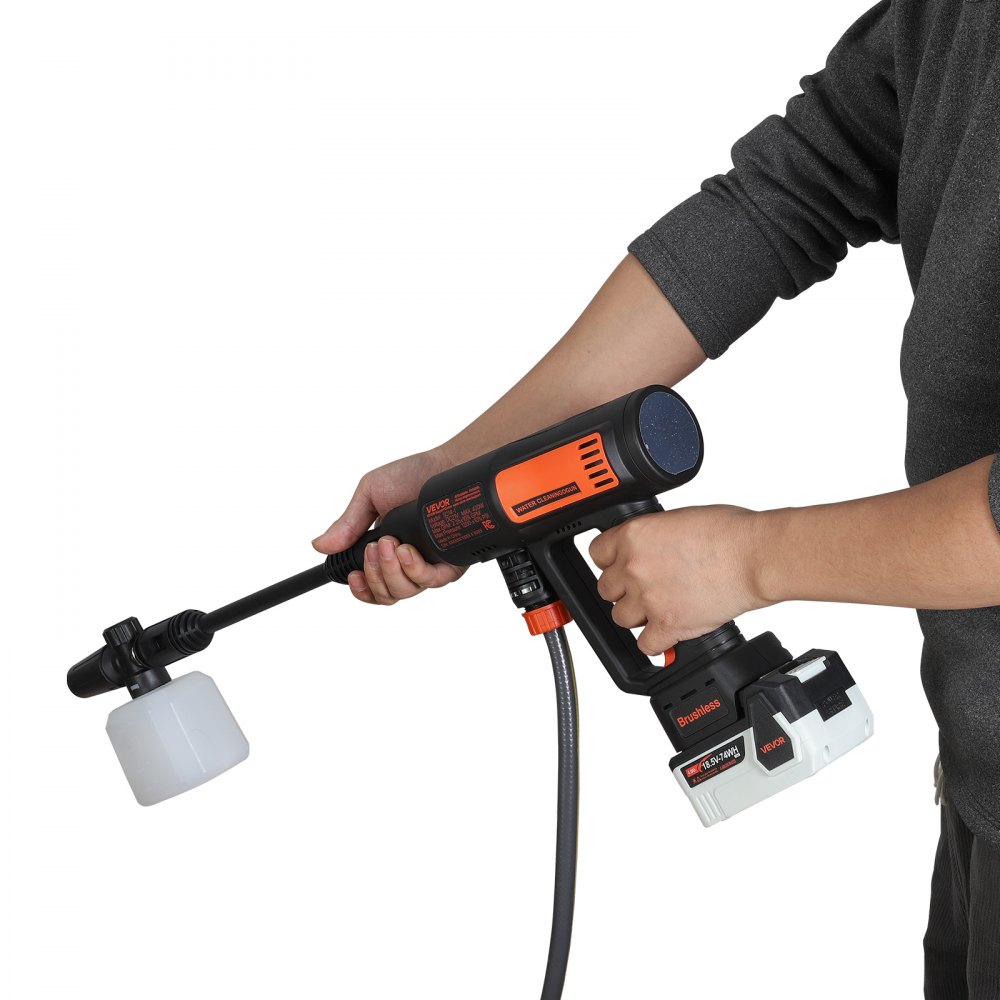 Cordless Pressure Washer angle 4